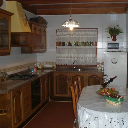 El Lagar De Piedra Holiday home *